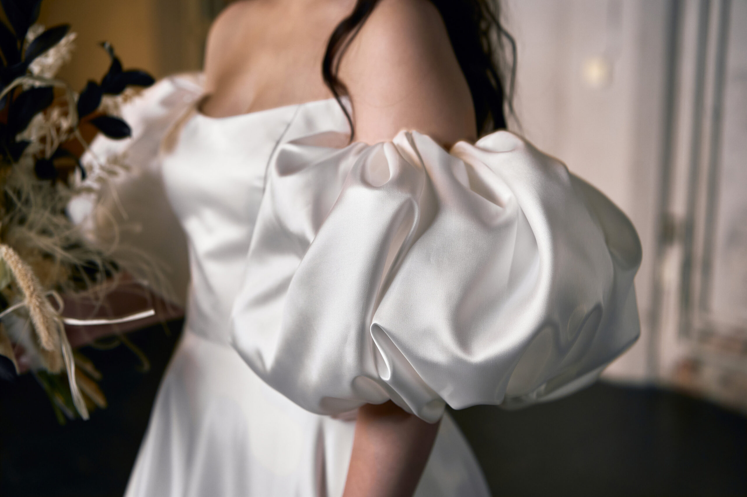 Olivia, satiinihihat