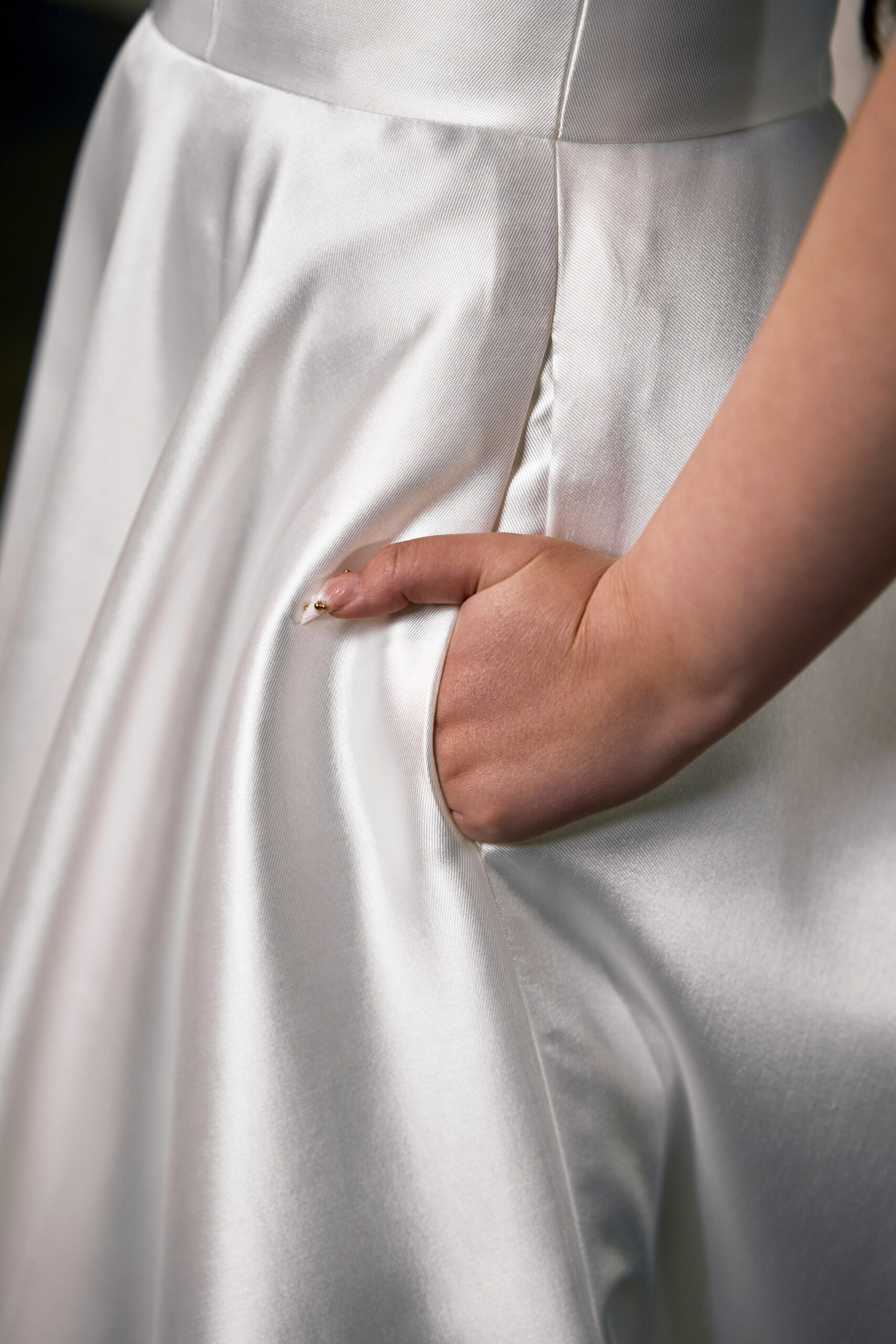 Emily, mikado satiini hääpuku - Image 5