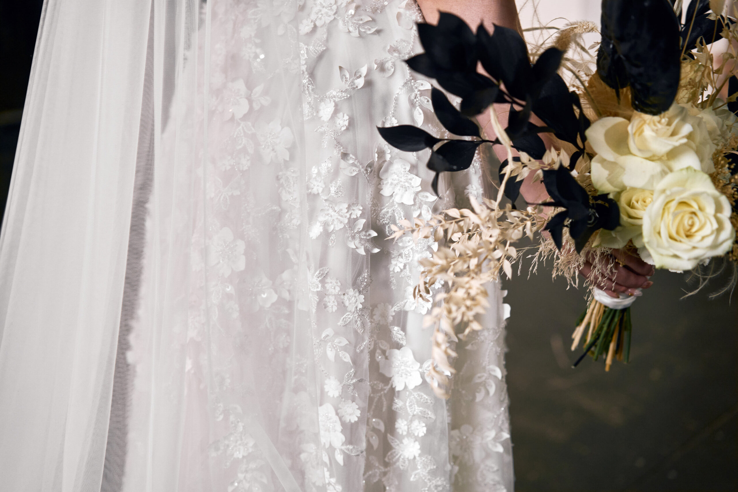 Ellen, 3D-pitsi häämekko - Image 7