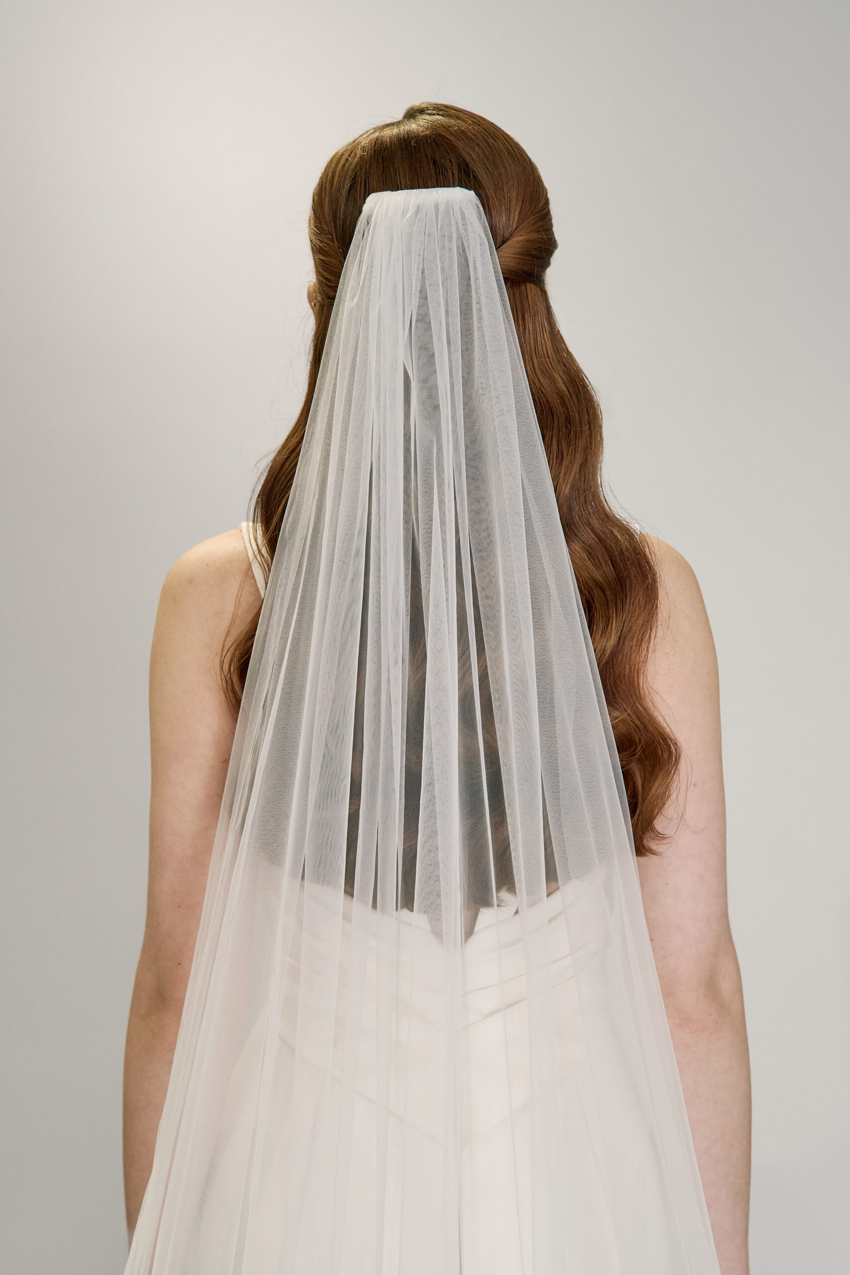 Huntu-livia-tyllihuntu-yksinkertainen.morsiushuntu-turku-Kristi-Bridal-2