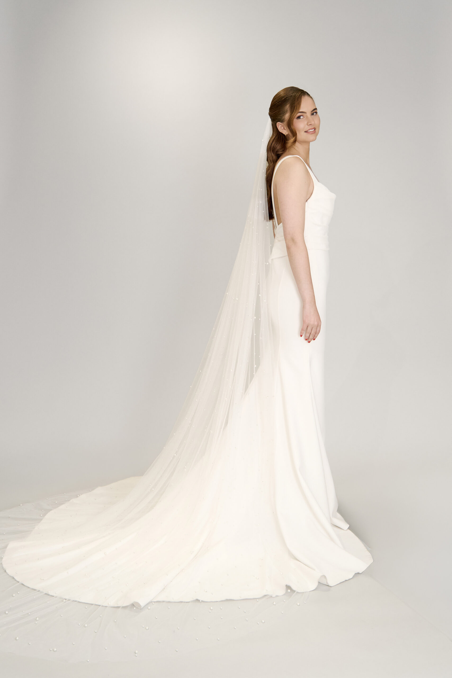 helmihuntu-helmi-morsiushuntu-helmitylli-huntu-turku-Kristi-Bridal