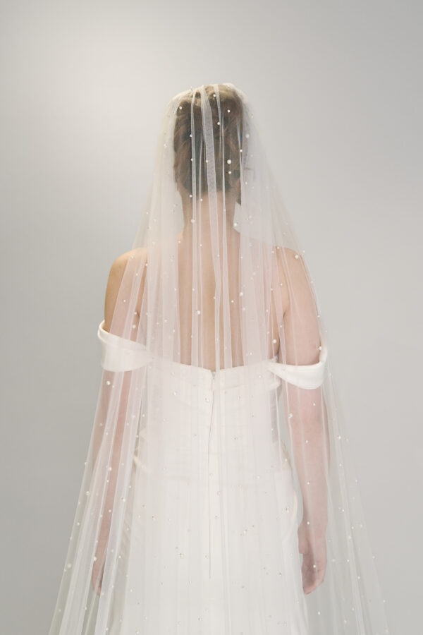 helmihuntu-helmi-morsiushuntu-helmitylli-huntu-turku-Kristi-Bridal