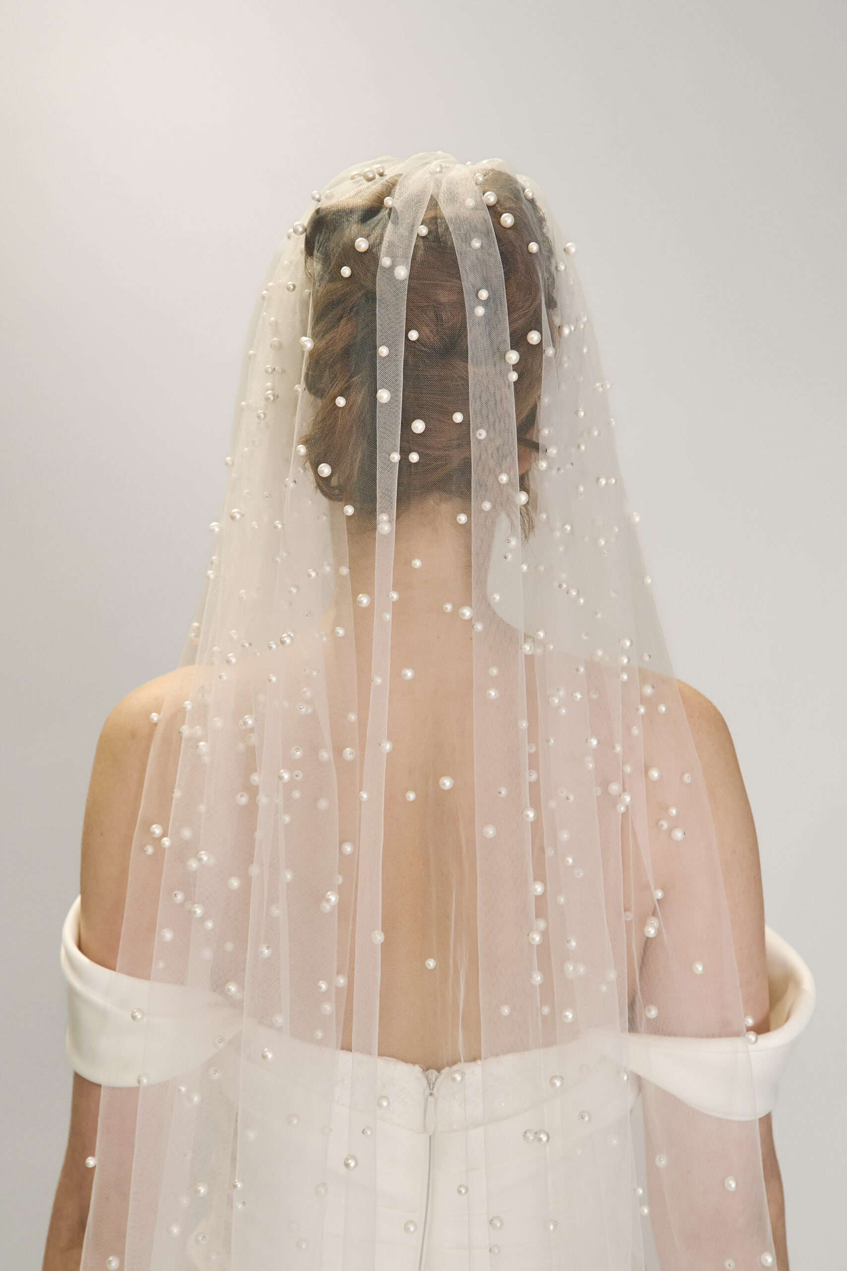 helmihuntu-helmi-morsiushuntu-helmitylli-huntu-turku-Kristi-Bridal