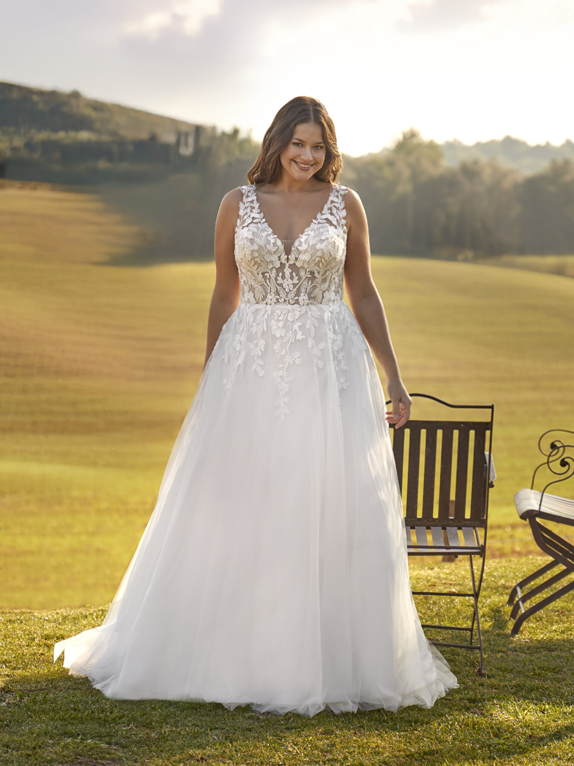 prinsessamallinen häämekko white on studio kristi bridal hääpukuliike turku